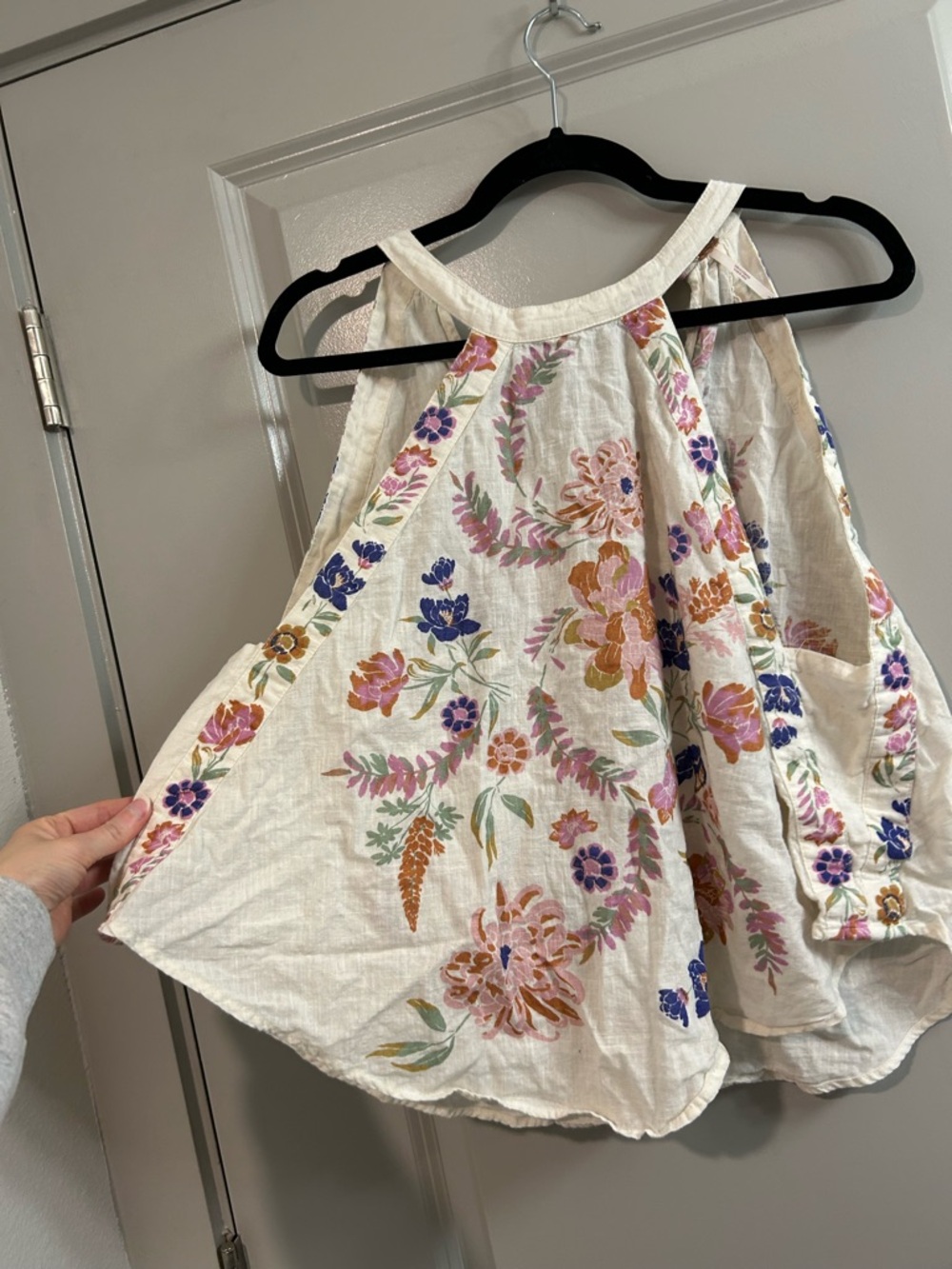 Free People floral Emily Swing Top in Cream and Multicolor - Picture 5 of 7